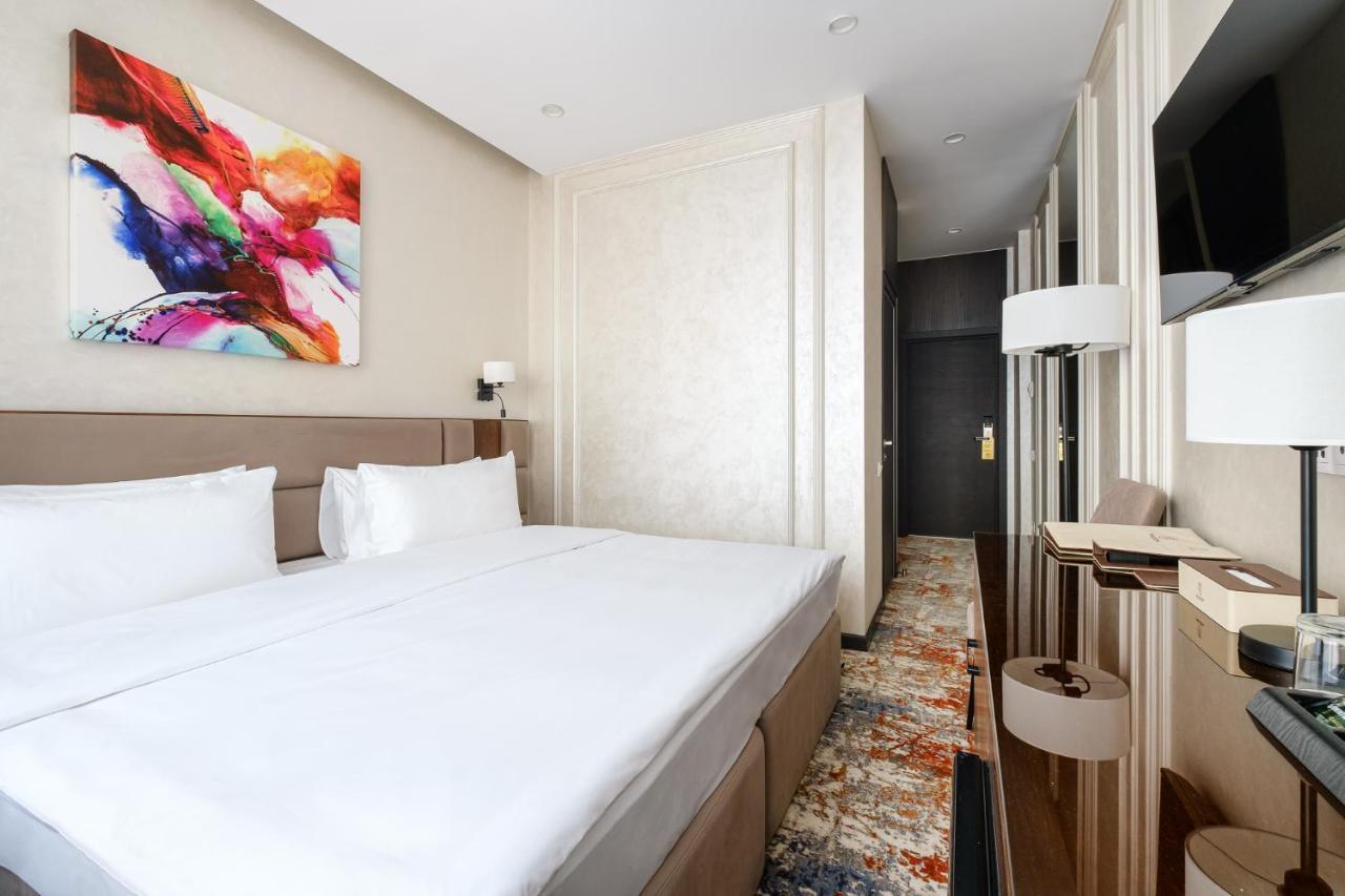 Grand Mildom Hotel Almaty Eksteriør bilde