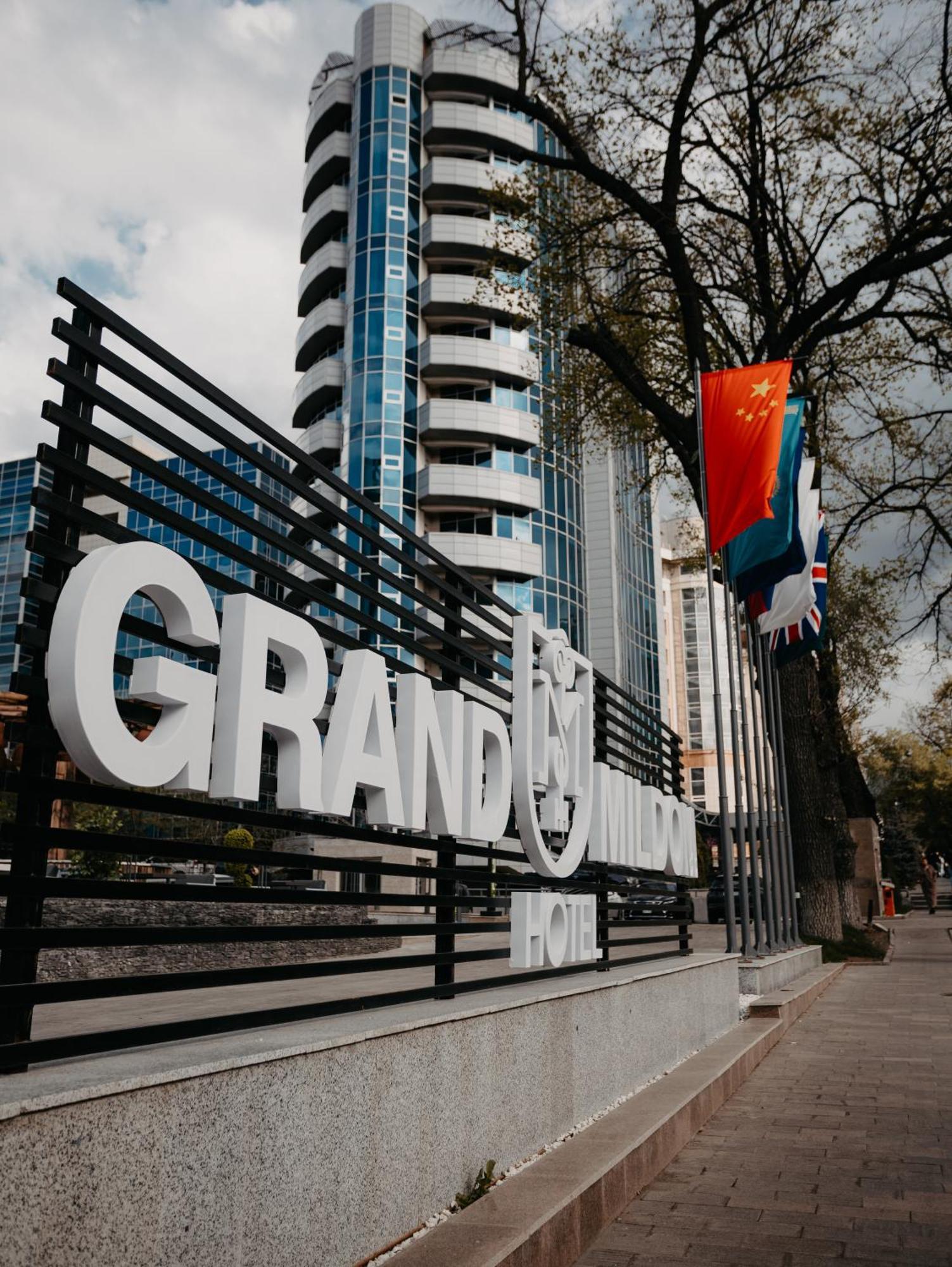 Grand Mildom Hotel Almaty Eksteriør bilde