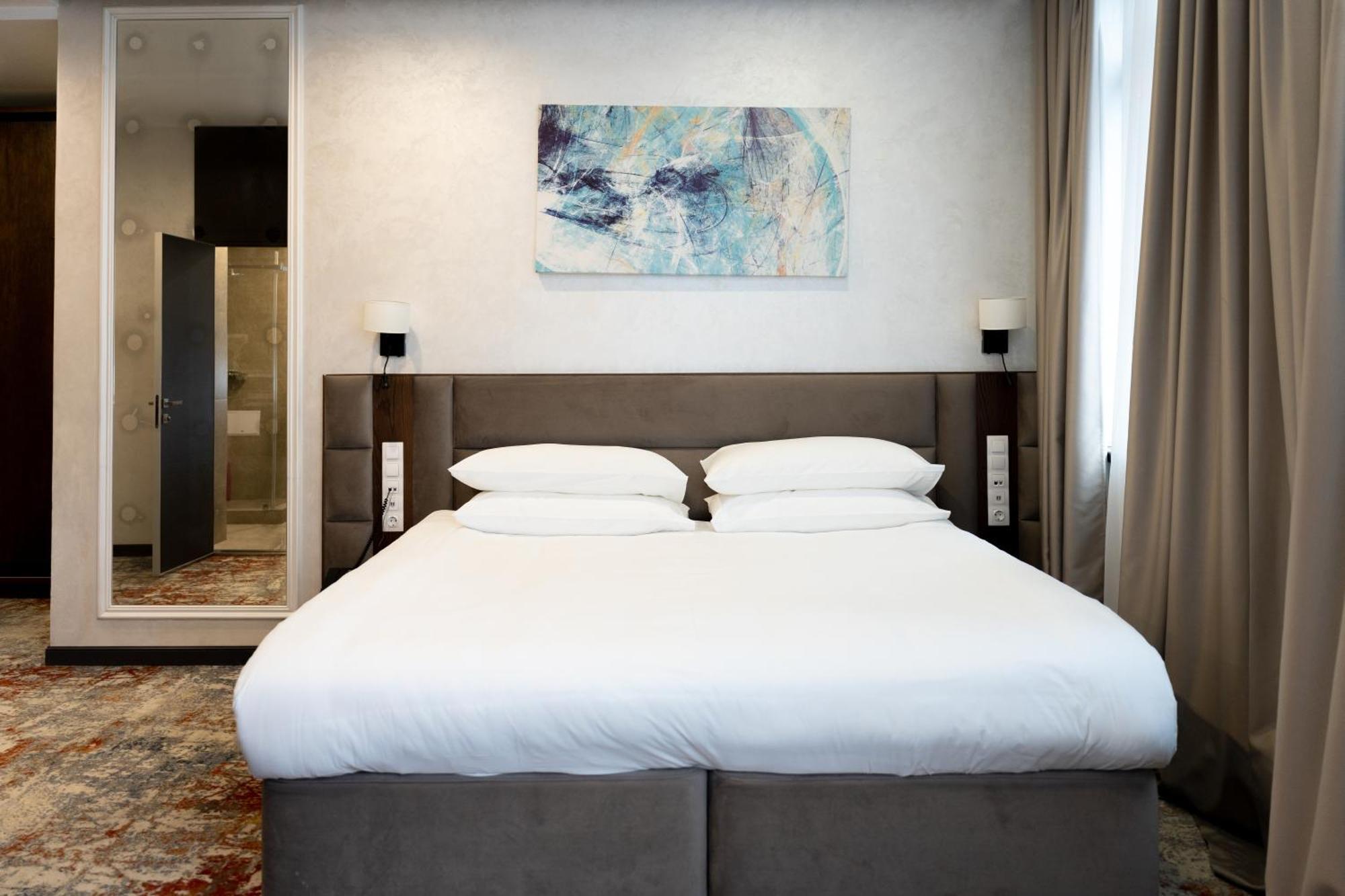 Grand Mildom Hotel Almaty Eksteriør bilde